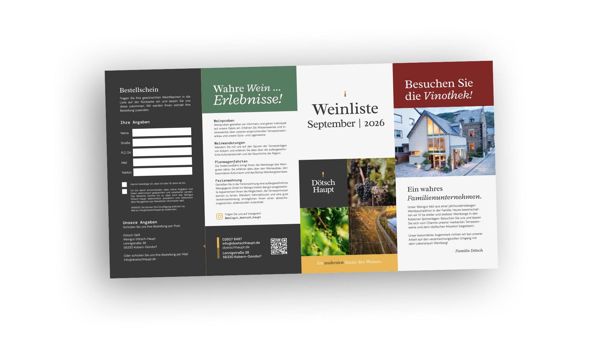 Zeichenfläche 1 Drohnenansicht der steilen Weinberge an der Mosel mit Fluss, Bahnstrecke und Straße